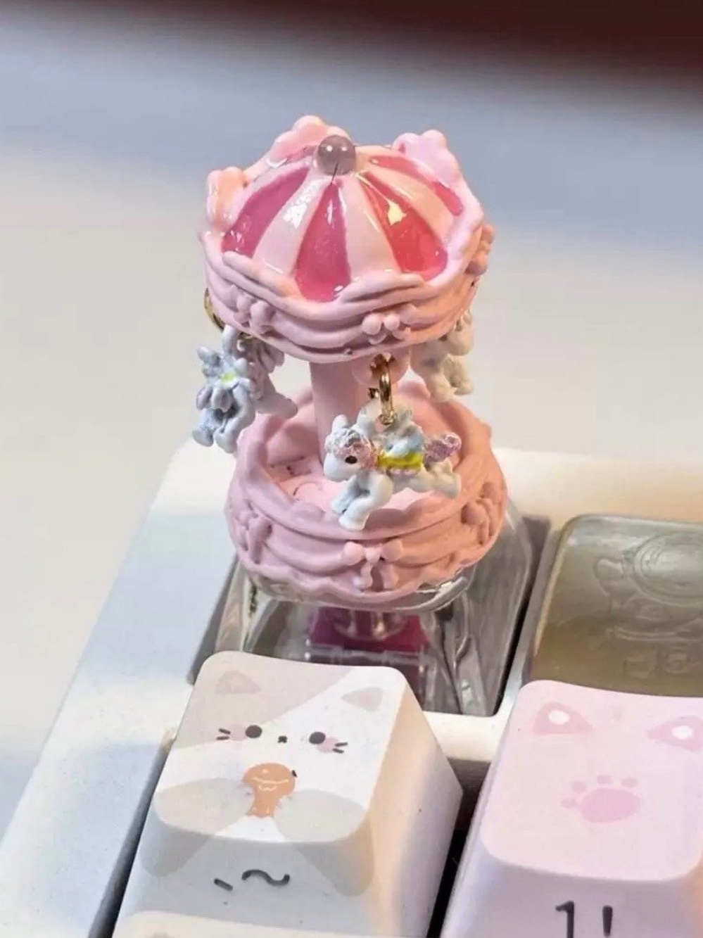 Carousel Horse Artisan Keycap Spinning Resin Key Cap for Mechanical Keyboard
